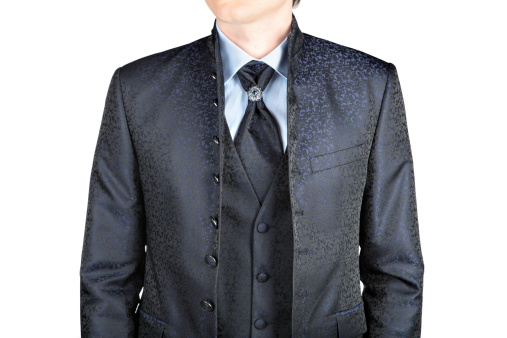 Best Benefits of Buying a Blazer For Wedding post thumbnail image