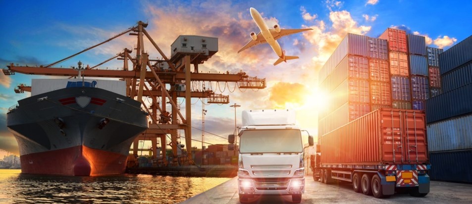 What are some of the pros and cons of using a freight forwarding company? post thumbnail image