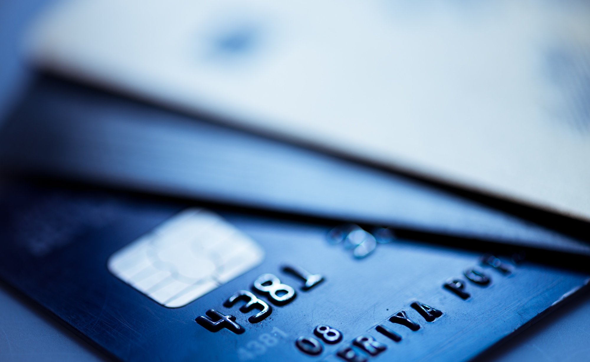 What are the drawbacks to buying a credit card online? post thumbnail image